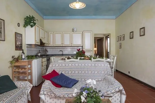 Apart Daire, 3 Yatak Odası, Üzüm Asması Manzaralı