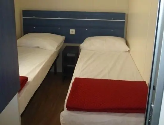 Karavan (4 pax)