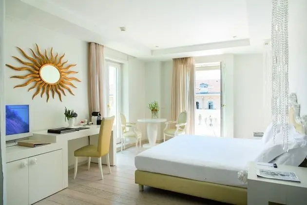 Exclusive Oda, Teras