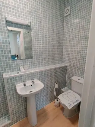 Üç Kişilik Oda, Özel Banyo