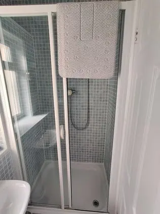 Üç Kişilik Oda, Özel Banyo