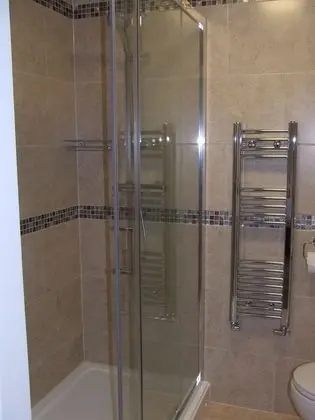 Superior Oda, 1 En Büyük (King) Boy Yatak, Sigara İçilmez (Converts to 2 Twin Beds)