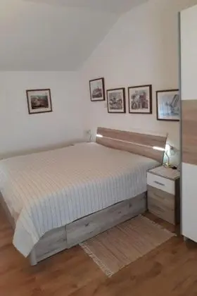 Ev (BoSi - free parking - H(2+2))