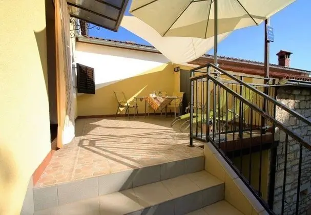 Ev (BoSi - free parking - H(2+2))