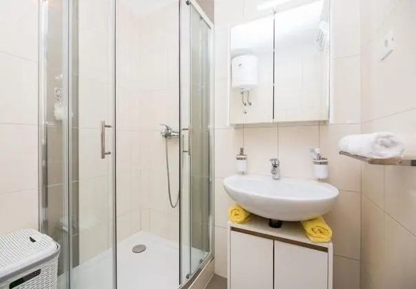 Apart Daire (Bosiljka-comfortable and modern - A1()