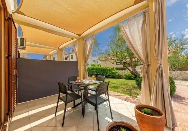 Stüdyo (Bosko - 30m from the sea with parking)