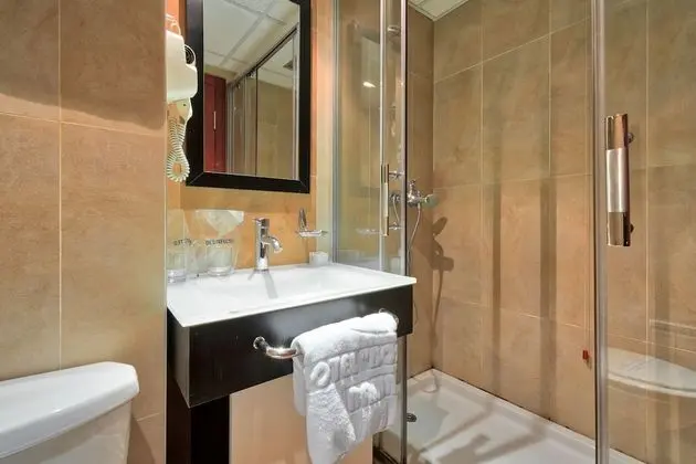 İki Ayrı Yataklı Oda