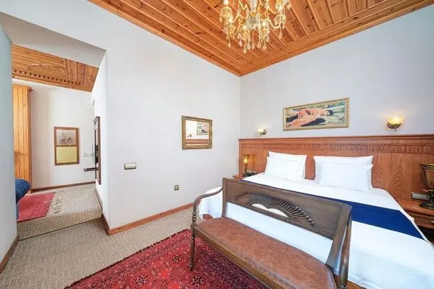 Salih Bosna Suite