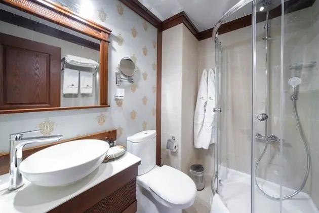 Salih Bosna Suite