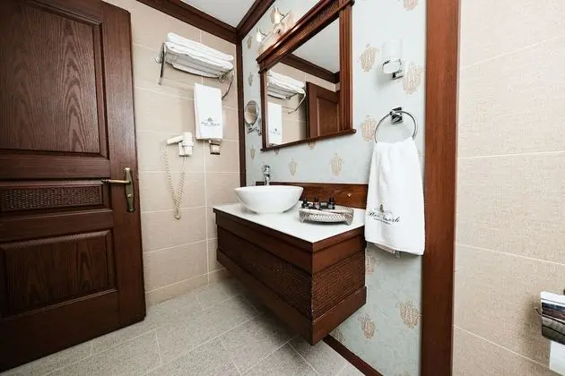 Deluxe Tek Büyük Yataklı Oda, 1 Çift Kişilik Yatak, Balkon