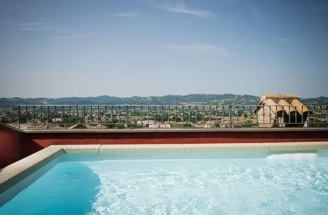 Junior Stüdyo Süit