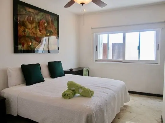 2 BR Deluxe Penthouse 302