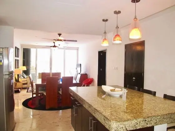 2 BR Deluxe Penthouse 302