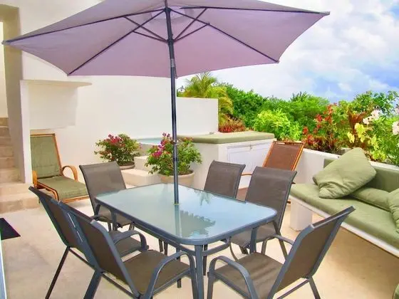 2 BR Deluxe Penthouse 302