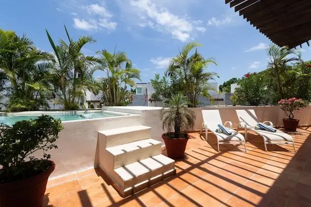 Deluxe  2 BR Penthouse  301