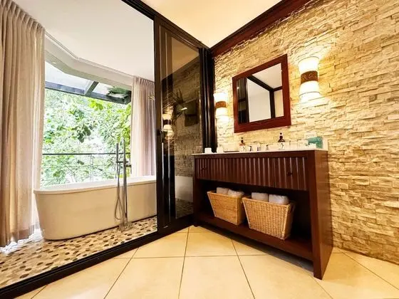 Ocean Front Suite King