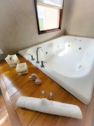 Junior Süit, Göl Manzaralı