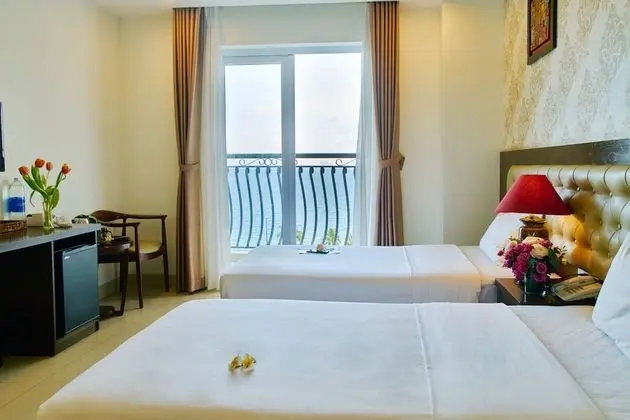 Executive Tek Büyük veya İki Ayrı Yataklı Oda, Balkon, Deniz Manzaralı