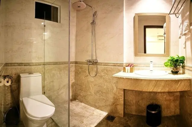 Superior Tek Büyük veya İki Ayrı Yataklı Oda