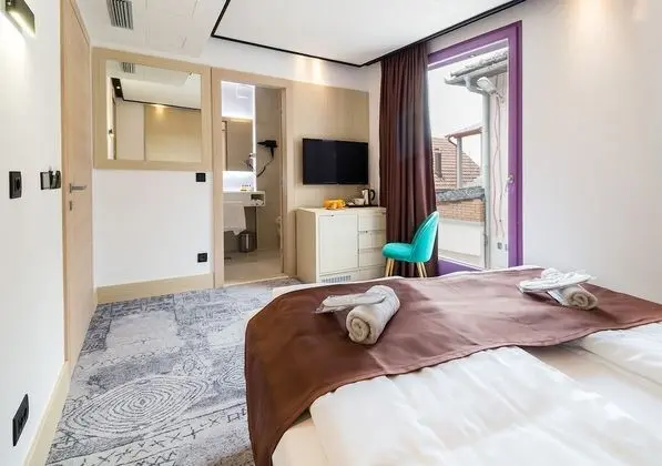 Deluxe Büyük Yataklı Tek Kişilik Oda, Şehir Manzaralı
