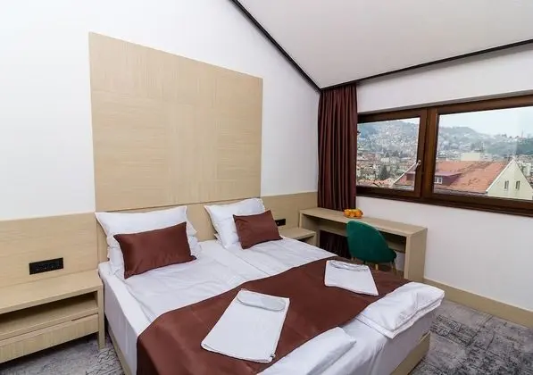 Deluxe Büyük Yataklı Tek Kişilik Oda, Şehir Manzaralı