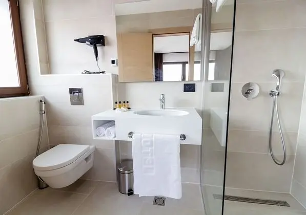 Deluxe Büyük Yataklı Tek Kişilik Oda, Şehir Manzaralı