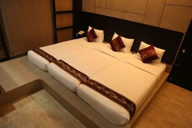 Deluxe Üç Kişilik Oda