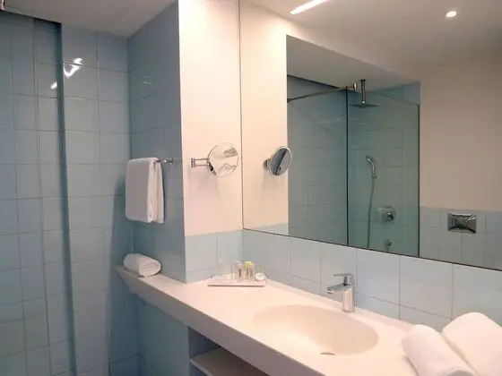 Deluxe Oda, 1 En Büyük (King) Boy Yatak, Balkon