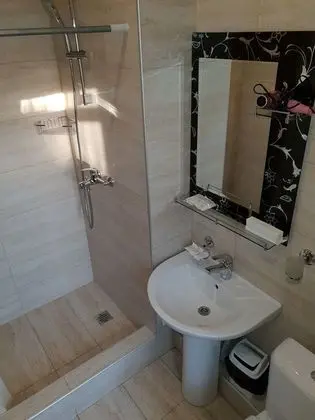 Standard Üç Kişilik Oda