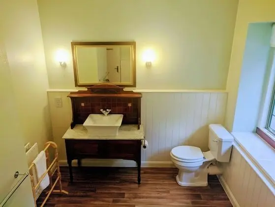 Exclusive Tek Büyük Yataklı Oda, Özel Banyo (Ivystone)