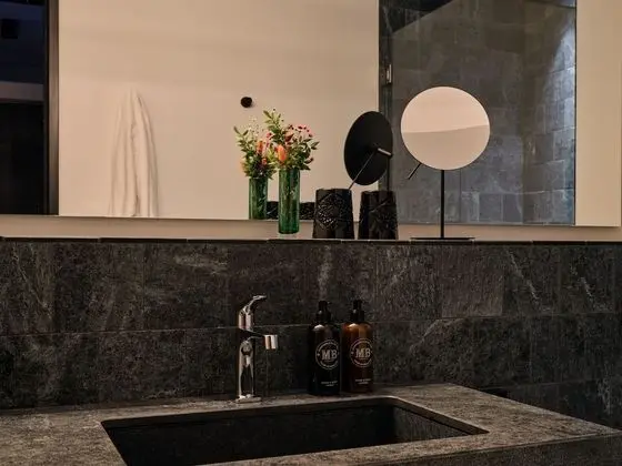 One Bedroom Apartment