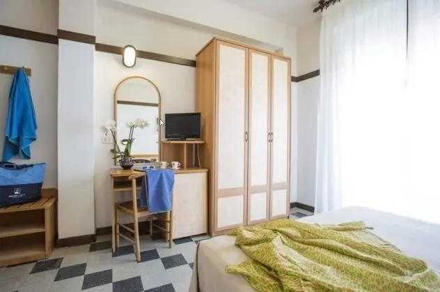 Tek Büyük veya İki Ayrı Yataklı Oda