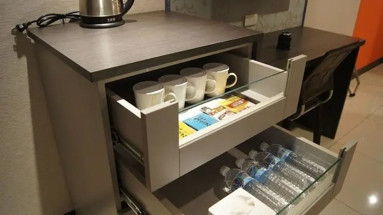 Standard Dört Kişilik Oda, 2 Çift Kişilik Yatak, Penceresiz