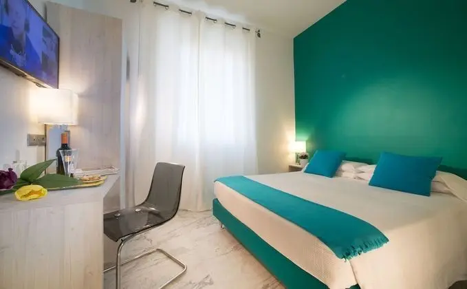 Tek Büyük veya İki Ayrı Yataklı Oda