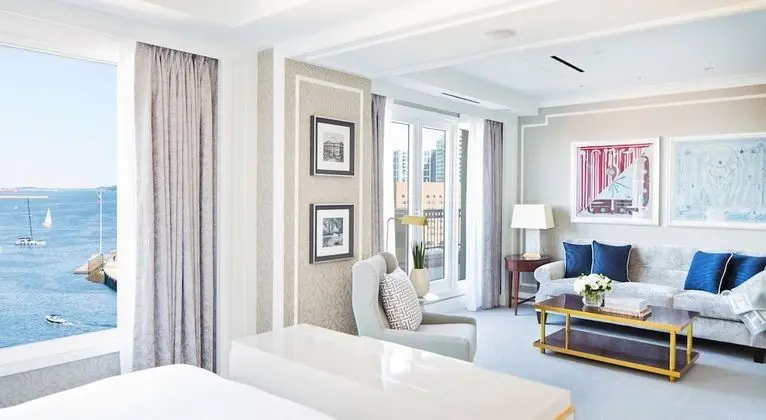 Süit, Birden Çok Yatak (John Adams Presidential Suite)