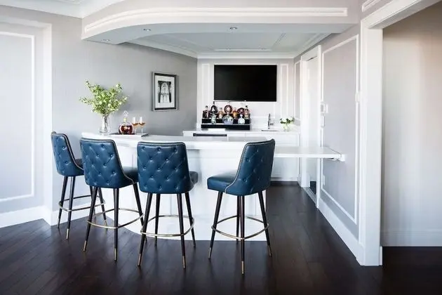 Süit, Birden Çok Yatak (John Adams Presidential Suite)