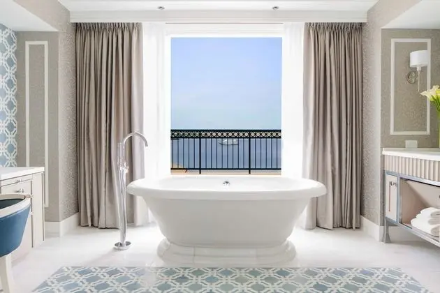Süit, Birden Çok Yatak (John Adams Presidential Suite)