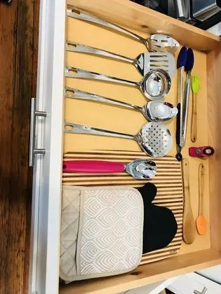 Deluxe Ev