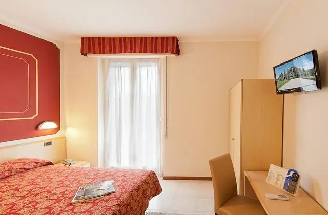 Tek Büyük veya İki Ayrı Yataklı Oda, Balkon