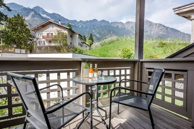 Classic Tek Büyük Yataklı Oda, 1 Çift Kişilik Yatak, Balkon, Bahçeli (L Classic)