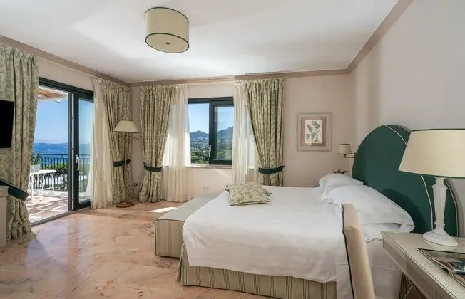 Premium Oda, Teras, Bahçe Manzaralı