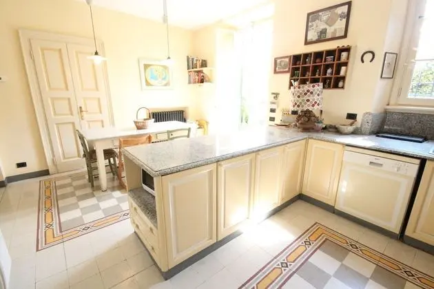 Luxury Villa, 5 Yatak Odası, Göl Manzaralı