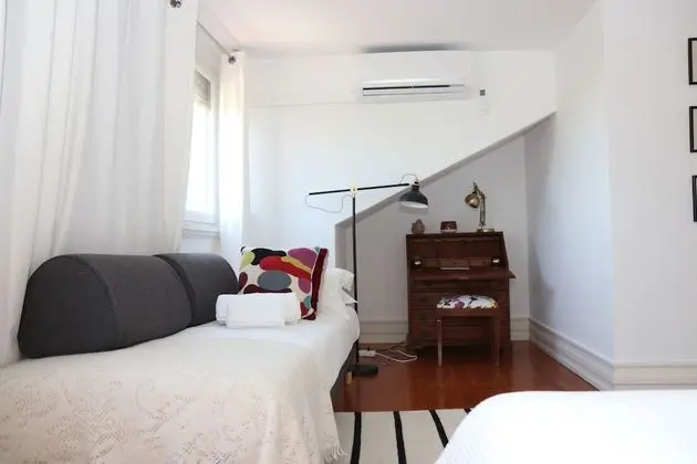 Panoramic Üç Kişilik Oda, Özel Banyo, Bahçe Manzaralı