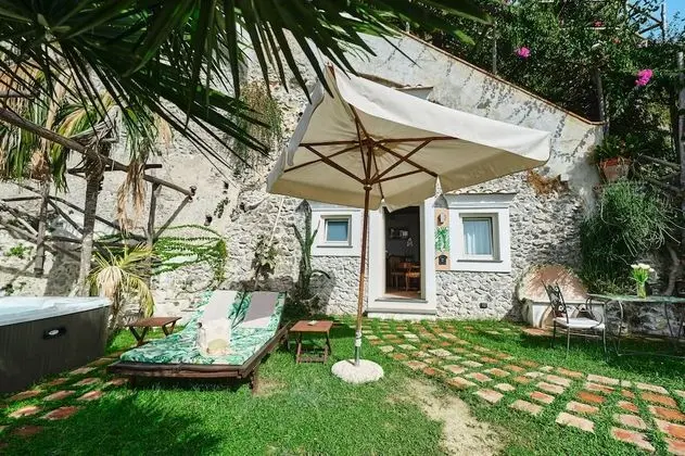 Grotto Suite