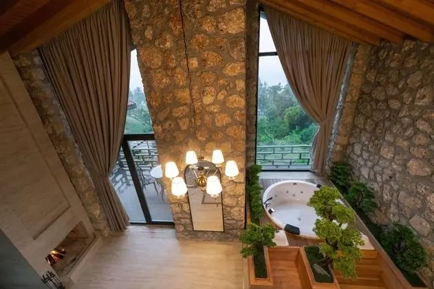 Taş Ev Suit, Doğa Manzaralı