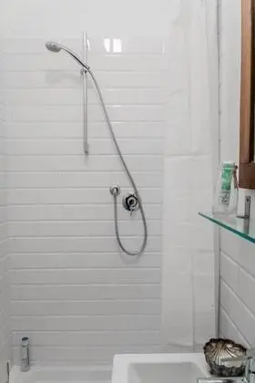 Tek Büyük Yataklı Oda (3)