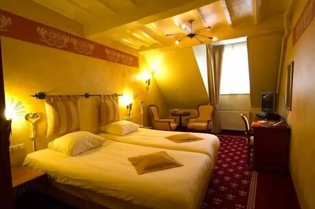 Luxury Tek Büyük Yataklı Oda