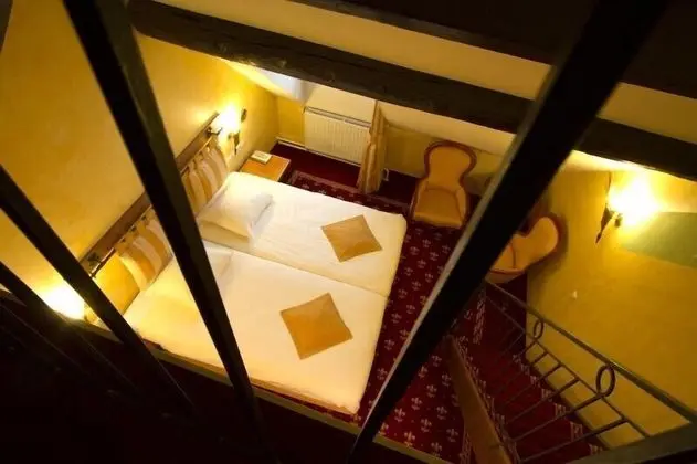 Luxury Tek Büyük Yataklı Oda