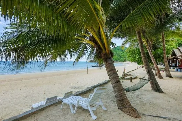 Standard Bungalow Beachfront with Fan - No Hot Water