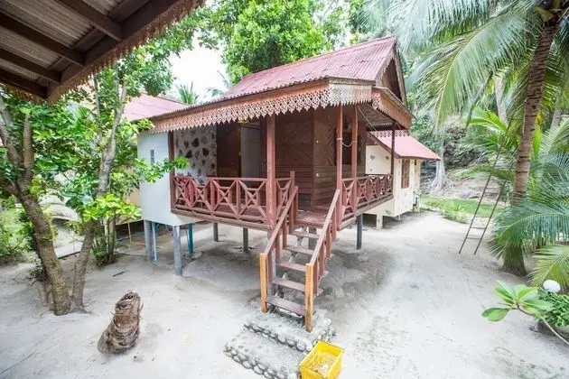 Standard Bungalow with Fan - No Hot Water